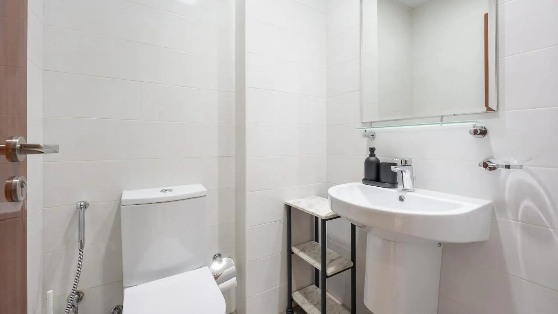 Exceptional 1Bedroom Apartment In The Heart Of Downtown Dubai